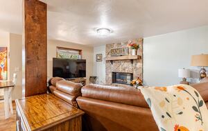 Spacious North Carolina Escape with Hot Tub & Fire Pit - Franklin, North Carolina