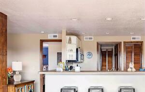 Spacious North Carolina Escape with Hot Tub & Fire Pit - Franklin, North Carolina