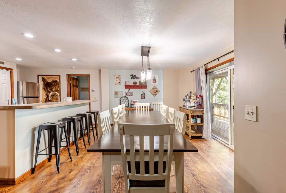 Spacious North Carolina Escape with Hot Tub & Fire Pit - Franklin, North Carolina