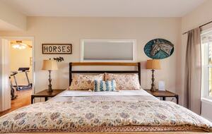 Spacious North Carolina Escape with Hot Tub & Fire Pit - Franklin, North Carolina