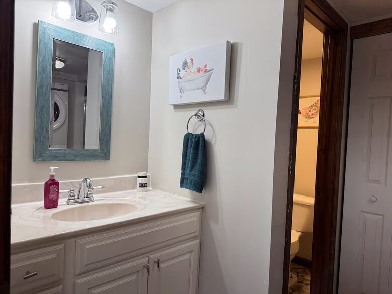 Spacious North Carolina Escape with Hot Tub & Fire Pit - Franklin, North Carolina