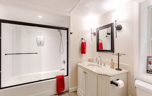 Spacious North Carolina Escape with Hot Tub & Fire Pit - Franklin, North Carolina