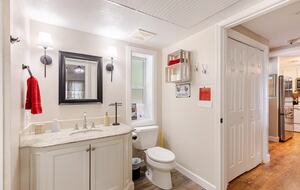 Spacious North Carolina Escape with Hot Tub & Fire Pit - Franklin, North Carolina