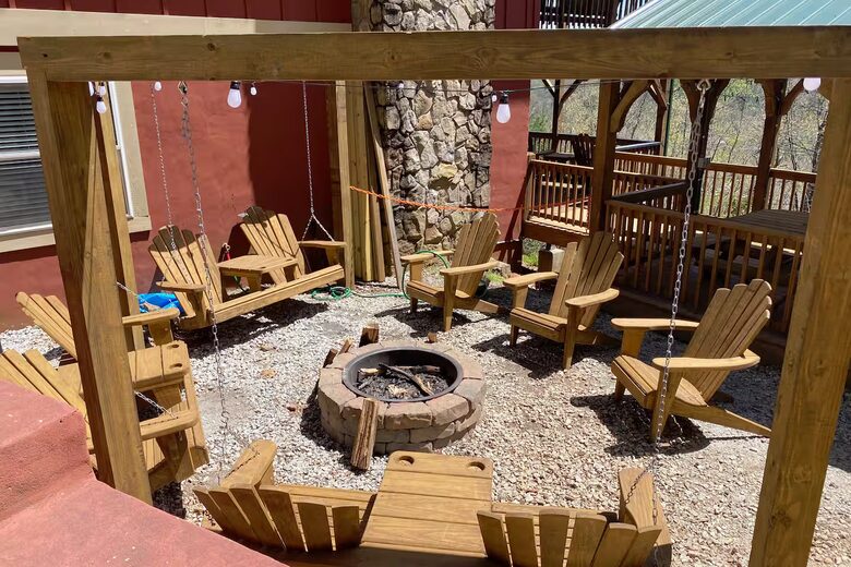 Spacious North Carolina Escape with Hot Tub & Fire Pit - Franklin, North Carolina