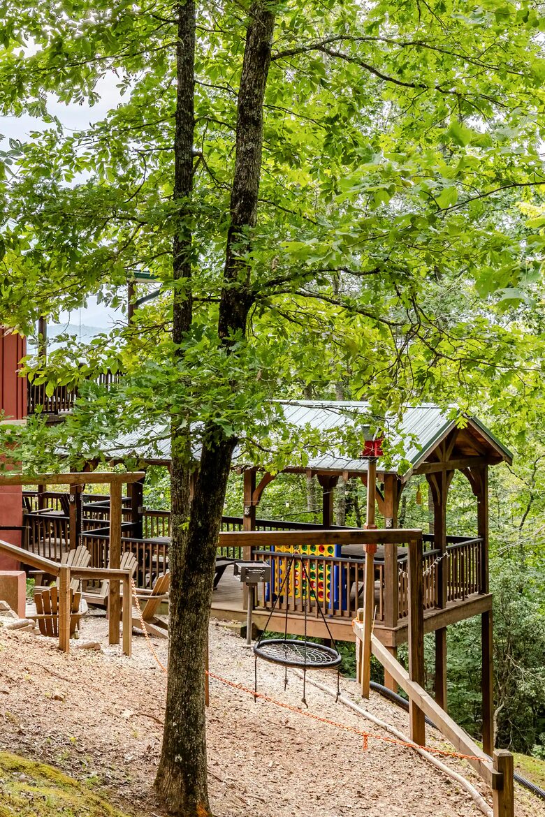 Spacious North Carolina Escape with Hot Tub & Fire Pit - Franklin, North Carolina