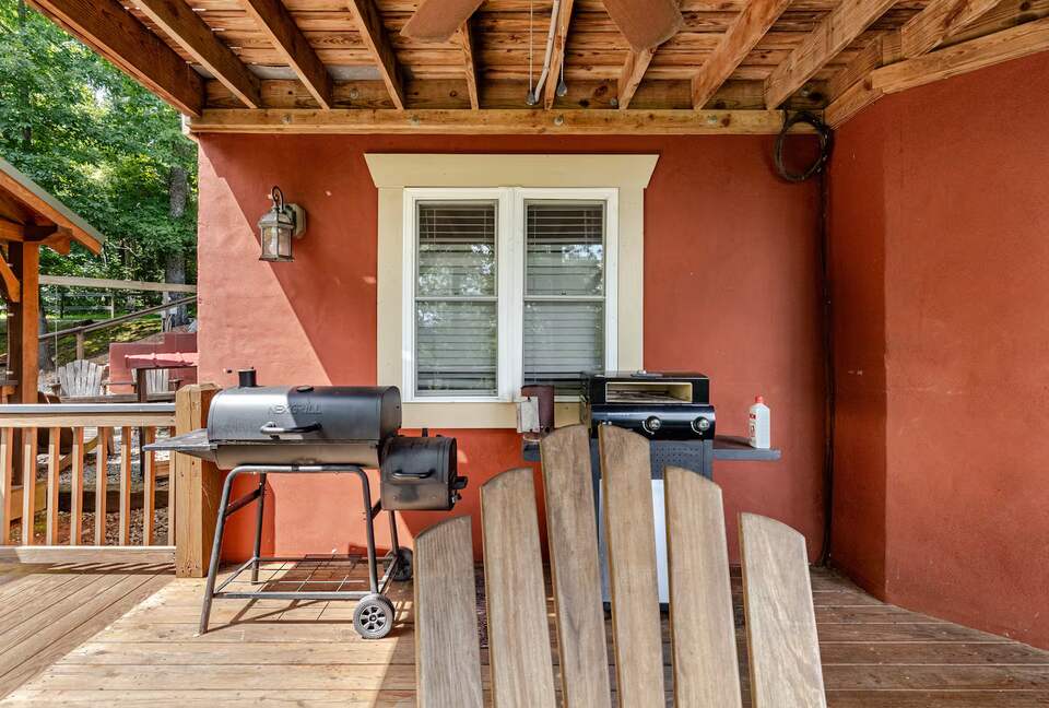 Spacious North Carolina Escape with Hot Tub & Fire Pit - Franklin, North Carolina