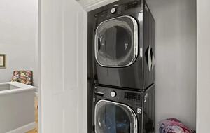 Woodland Hideaway with Modern Design & Beach Access - Wellfleet, Massachusetts