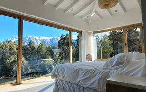 Elegant Mountain Home with Breathtaking Patagonian Views - Bariloche, Argentina