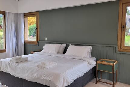 Elegant Mountain Home with Breathtaking Patagonian Views - Bariloche, Argentina