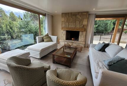 Elegant Mountain Home with Breathtaking Patagonian Views - Bariloche, Argentina