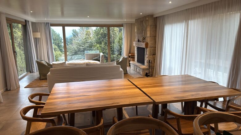 Elegant Mountain Home with Breathtaking Patagonian Views - Bariloche, Argentina