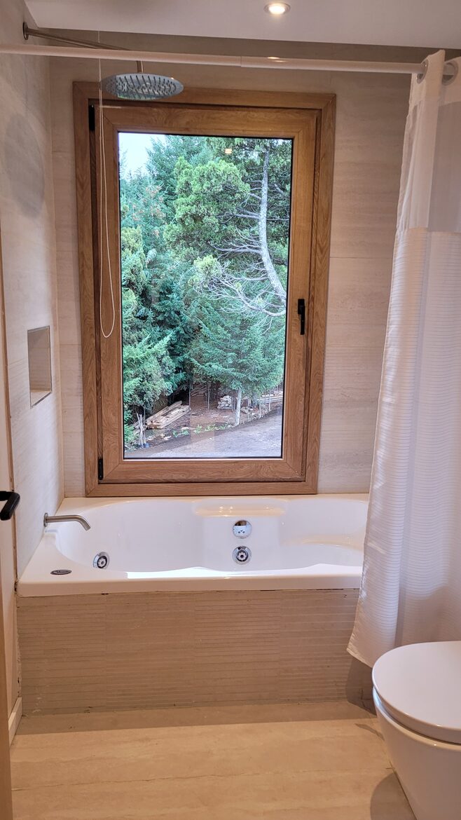 Elegant Mountain Home with Breathtaking Patagonian Views - Bariloche, Argentina