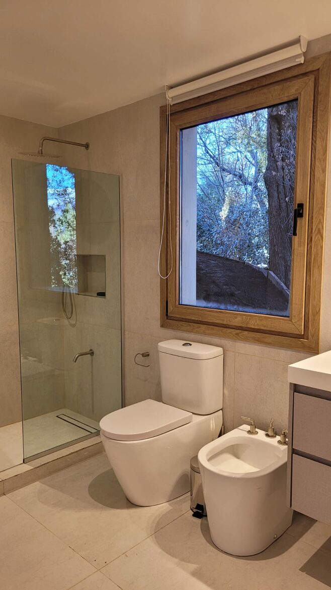 Elegant Mountain Home with Breathtaking Patagonian Views - Bariloche, Argentina