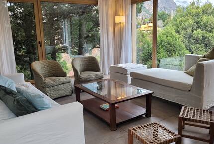 Elegant Mountain Home with Breathtaking Patagonian Views - Bariloche, Argentina