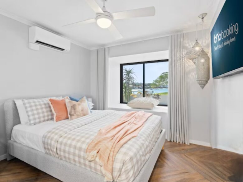 Modern Gold Coast Getaway | Alfresco Living near Tallebudgera Creek - Gold Coast, Australia