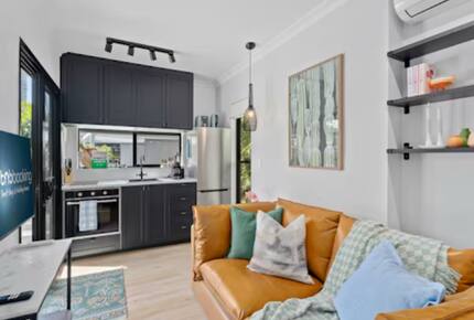 Modern Gold Coast Getaway | Alfresco Living near Tallebudgera Creek - Gold Coast, Australia