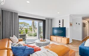 Modern Gold Coast Getaway | Alfresco Living near Tallebudgera Creek - Gold Coast, Australia