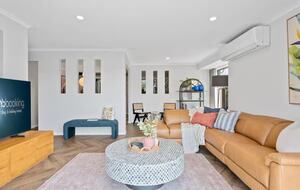 Modern Gold Coast Getaway | Alfresco Living near Tallebudgera Creek - Gold Coast, Australia