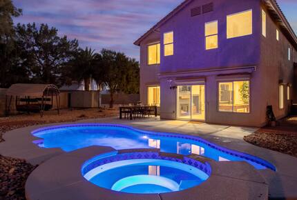 Stylish Desert Escape Minutes from the Las Vegas Strip - North Las Vegas, Nevada