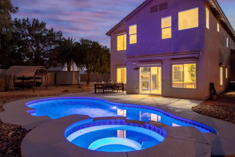 Stylish Desert Escape Minutes from the Las Vegas Strip - North Las Vegas, Nevada