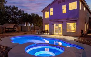 Stylish Desert Escape Minutes from the Las Vegas Strip - North Las Vegas, Nevada