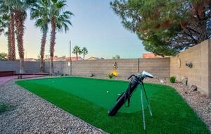 Stylish Desert Escape Minutes from the Las Vegas Strip - North Las Vegas, Nevada