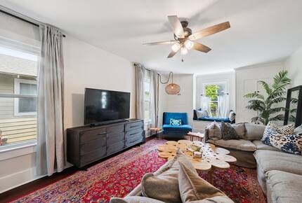 Mid City Baton Rouge Retreat with Carriage House - Baton Rouge, Louisiana