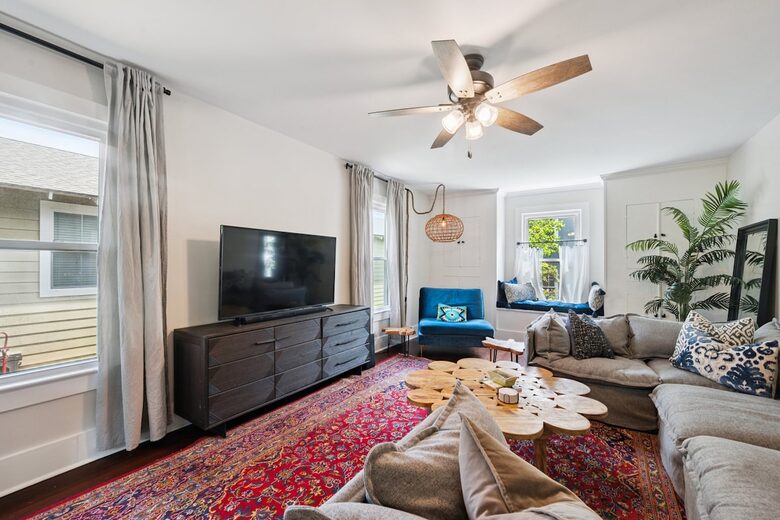 Mid City Baton Rouge Retreat with Carriage House - Baton Rouge, Louisiana