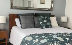 Modernist Gem with Ocean Views and Private Beach Access - Ōakura, New Zealand