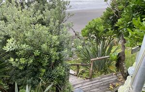 Modernist Gem with Ocean Views and Private Beach Access - Ōakura, New Zealand