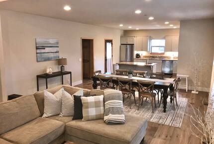 Modern Truckee Home near Skiing, Lakes & Downtown - Truckee, California