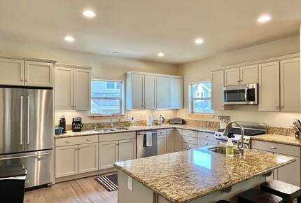 Modern Truckee Home near Skiing, Lakes & Downtown - Truckee, California