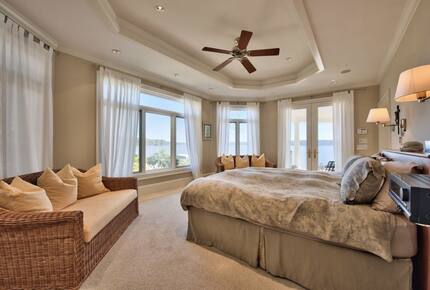 Elegant Cuscowilla Lakefront Home with Panoramic Views - Eatonton, Georgia