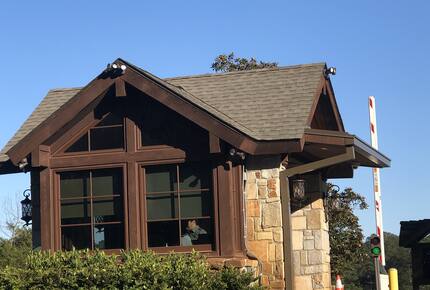 Elegant Cuscowilla Lakefront Home with Panoramic Views - Eatonton, Georgia