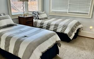 Elegant Cuscowilla Lakefront Home with Panoramic Views - Eatonton, Georgia