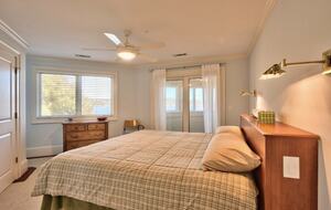 Elegant Cuscowilla Lakefront Home with Panoramic Views - Eatonton, Georgia