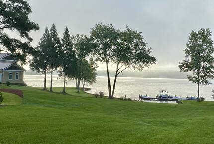 Elegant Cuscowilla Lakefront Home with Panoramic Views - Eatonton, Georgia