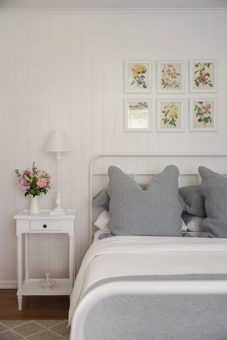 Restored 1916 Cottage Offering Serenity and Timeless Beauty - Montville, Australia