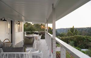 Restored 1916 Cottage Offering Serenity and Timeless Beauty - Montville, Australia