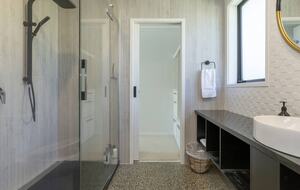 Sunlit Luxury Home Overlooking Lake Taupō - Taupō, New Zealand