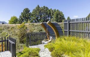 Sunlit Luxury Home Overlooking Lake Taupō - Taupō, New Zealand