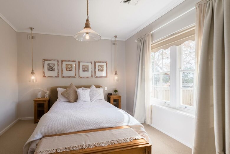 Rustic-Modern Hideaway Among the Barossa Hills - Lyndoch, Australia