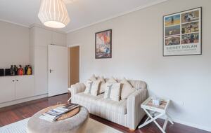 Rustic-Modern Hideaway Among the Barossa Hills - Lyndoch, Australia