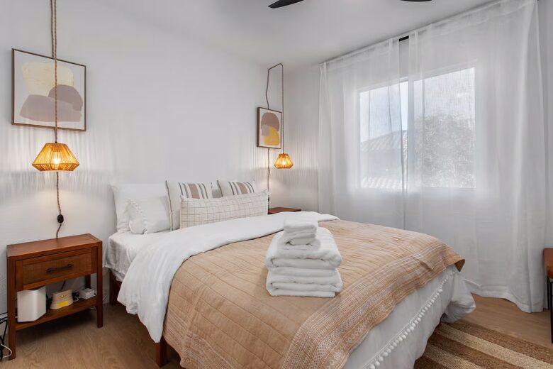 Stylish Desert Escape Minutes from the Las Vegas Strip - North Las Vegas, Nevada