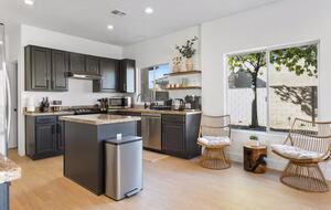 Stylish Desert Escape Minutes from the Las Vegas Strip - North Las Vegas, Nevada