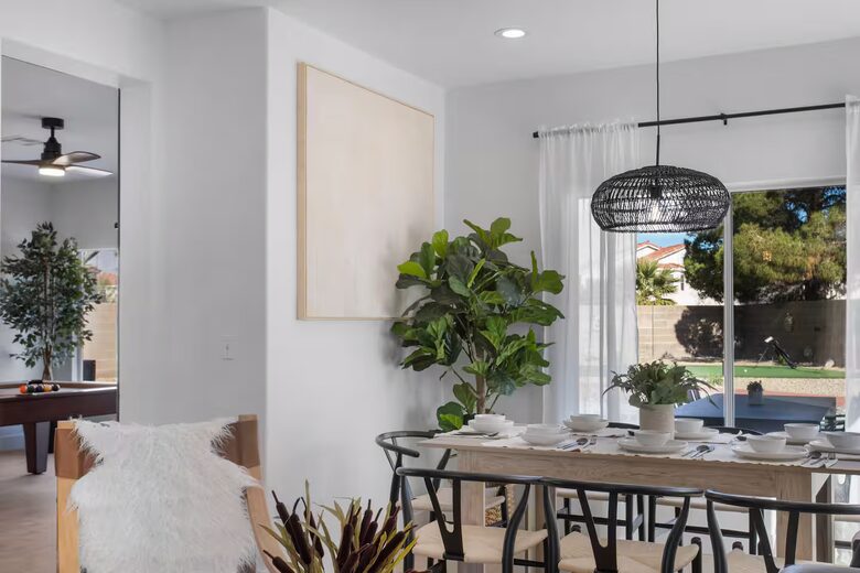 Stylish Desert Escape Minutes from the Las Vegas Strip - North Las Vegas, Nevada