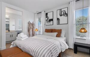 Stylish Desert Escape Minutes from the Las Vegas Strip - North Las Vegas, Nevada