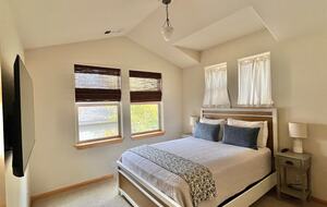 Modern Truckee Home near Skiing, Lakes & Downtown - Truckee, California