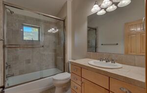 Modern Truckee Home near Skiing, Lakes & Downtown - Truckee, California