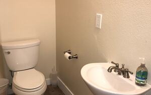 Modern Truckee Home near Skiing, Lakes & Downtown - Truckee, California